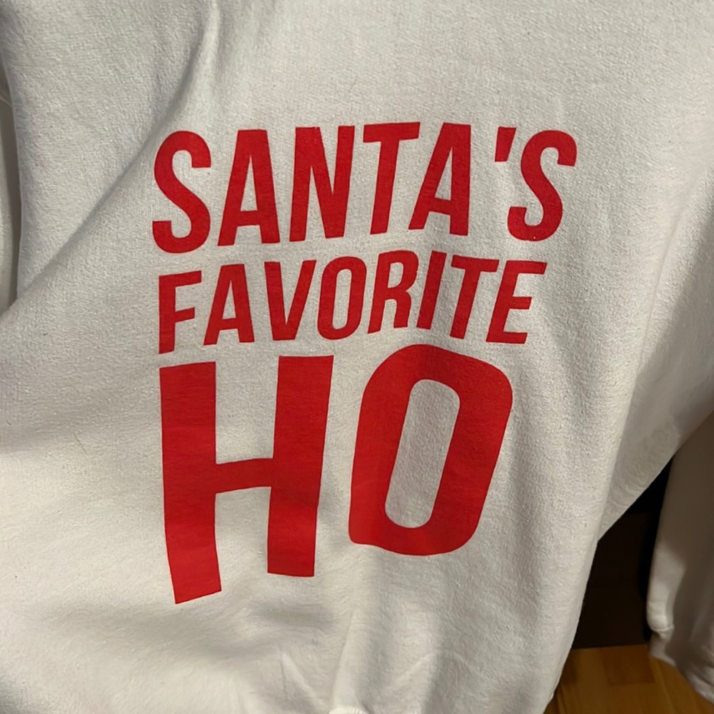 Santa favorite HO sweatshirt.  Mens size small